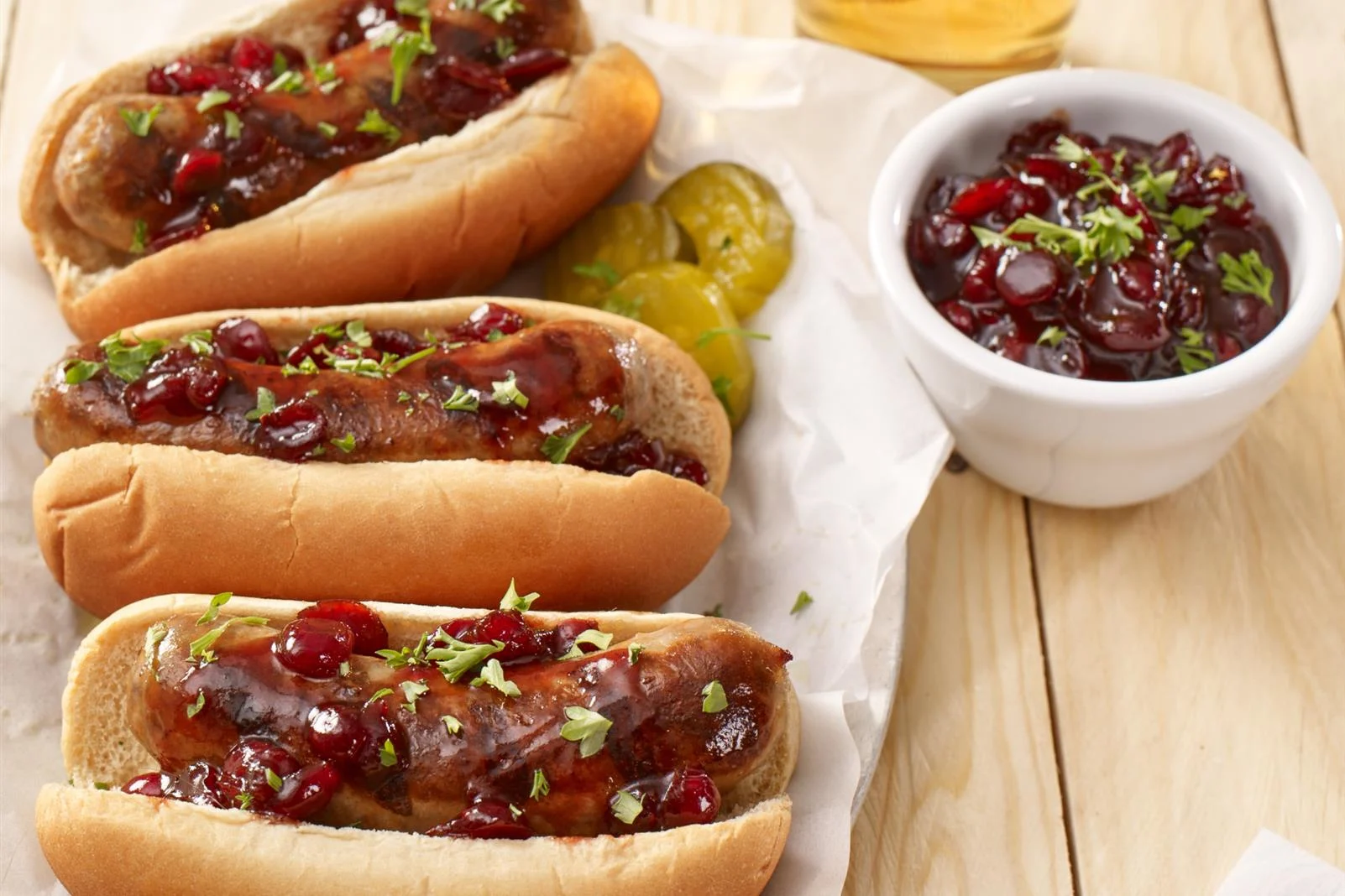 Hot dogs aux cranberries et à la bière