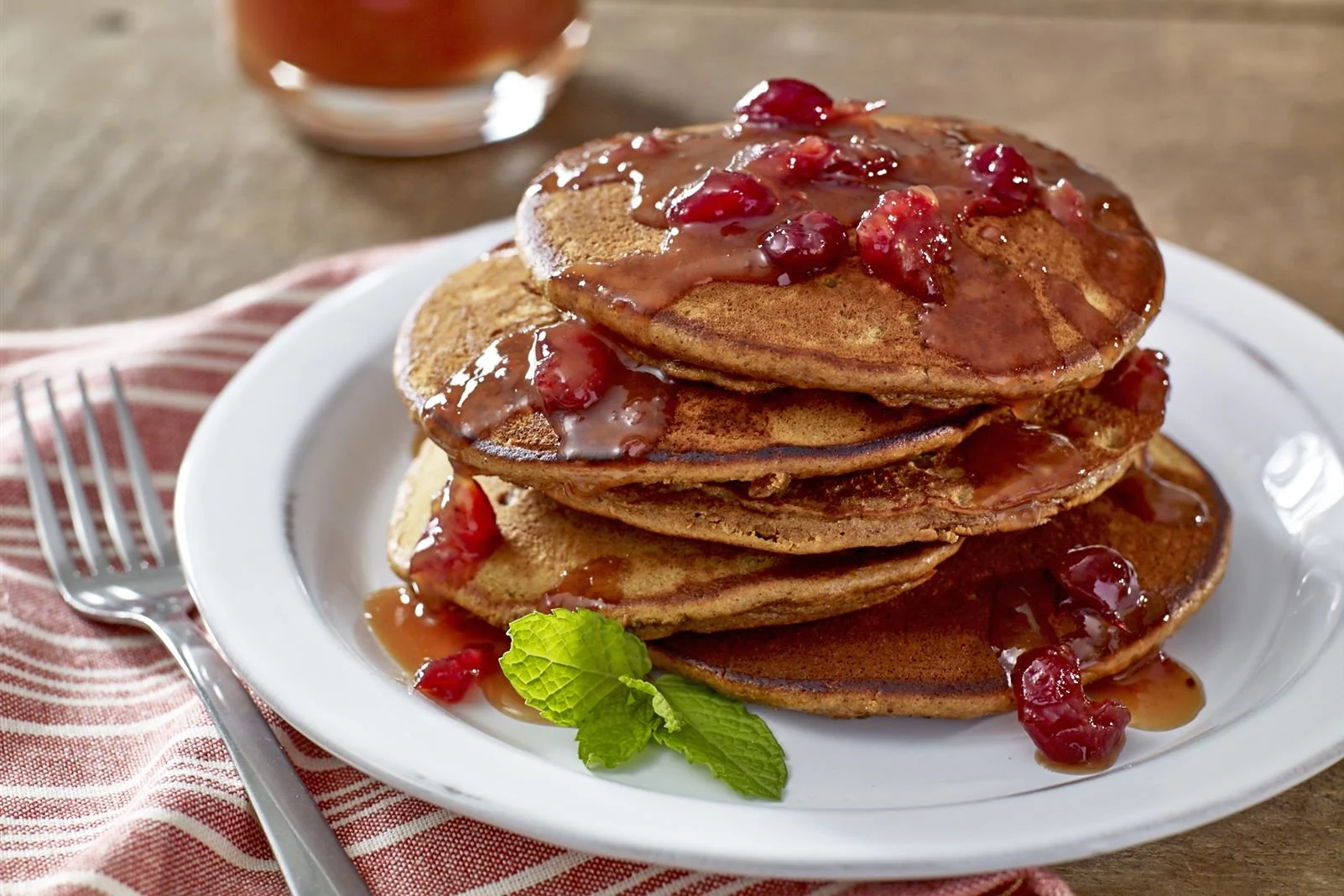 Pancakes saveur Pain d'épices et Sirop à l'Orange et aux Cranberries